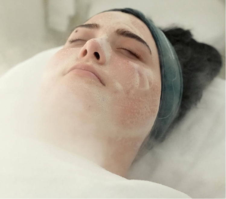 Aesthetics facial treatment